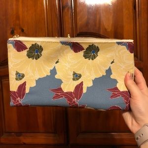 Reversible Clutch in Zahara